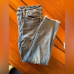 7 for All Mankind Roxanne Cropped Jeans frayed hem 31